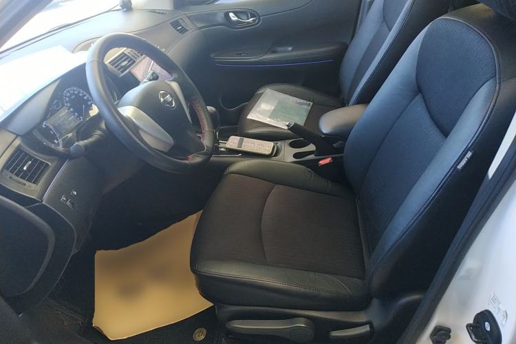 Used Nissan Tiida 2011 1.6L CVT Smart Version