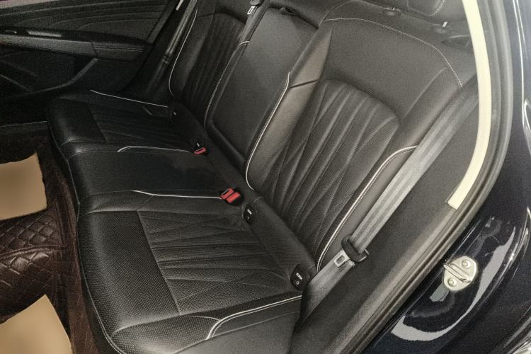 Used Volkswagen Passat 2023 330TSI Luxury Edition
