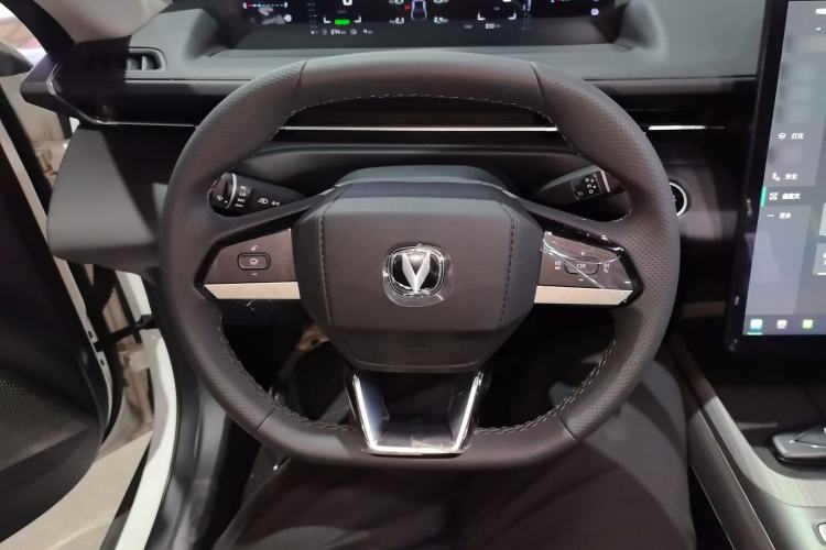 Used Changan Eado PHEV 2025 Smart New Blue Whale 145KM Battleship Edition