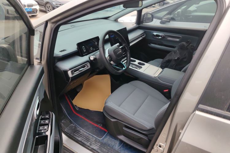 Used AION Y 2023 Younger