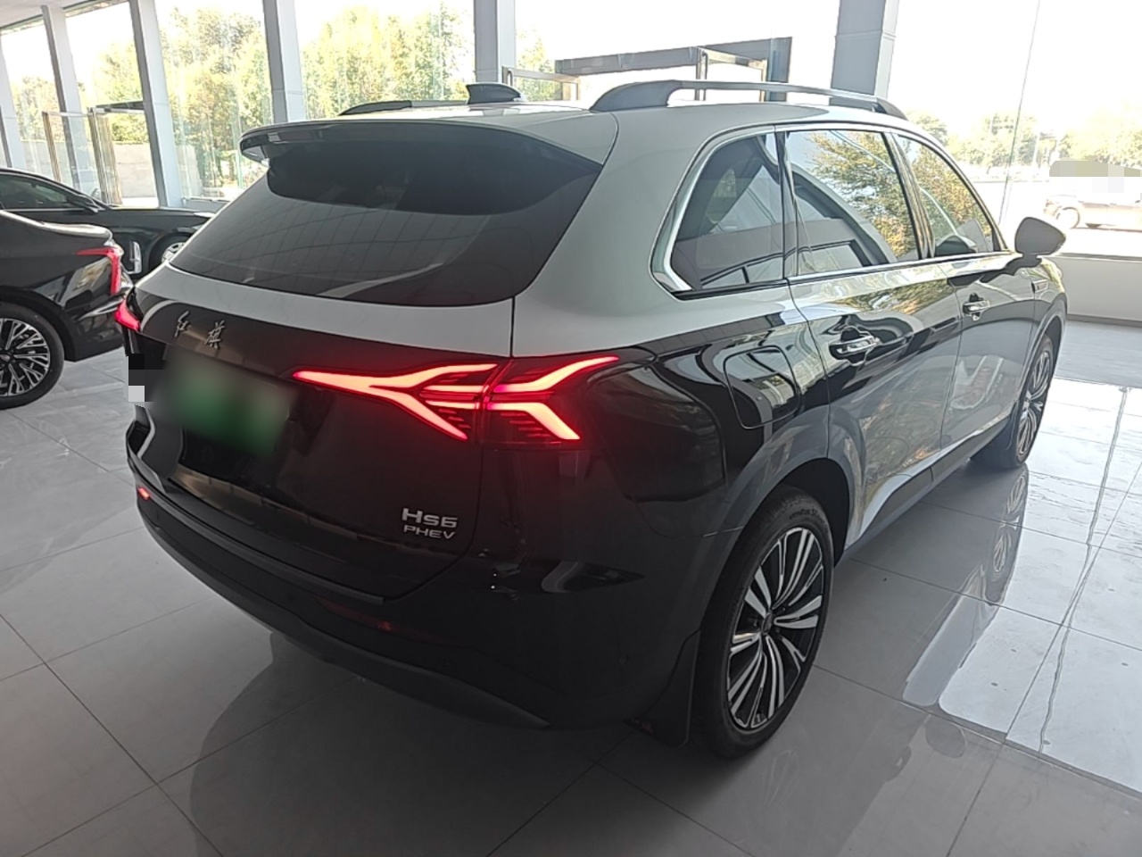 Hongqi HS6 PHEV 2026 240 Smart Hybrid Version — снимка 6