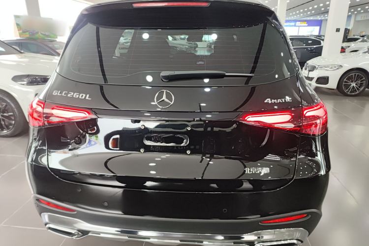 Used Mercedes-Benz GLC 2024 GLC 260 L 4MATIC Luxury Model 5 Seats