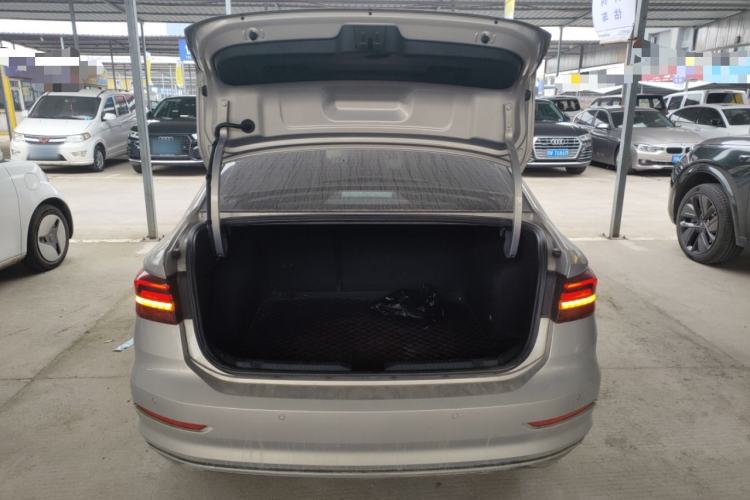 Used Volkswagen Lavida 2019 1.5L Automatic Comfort Edition China VI Standard