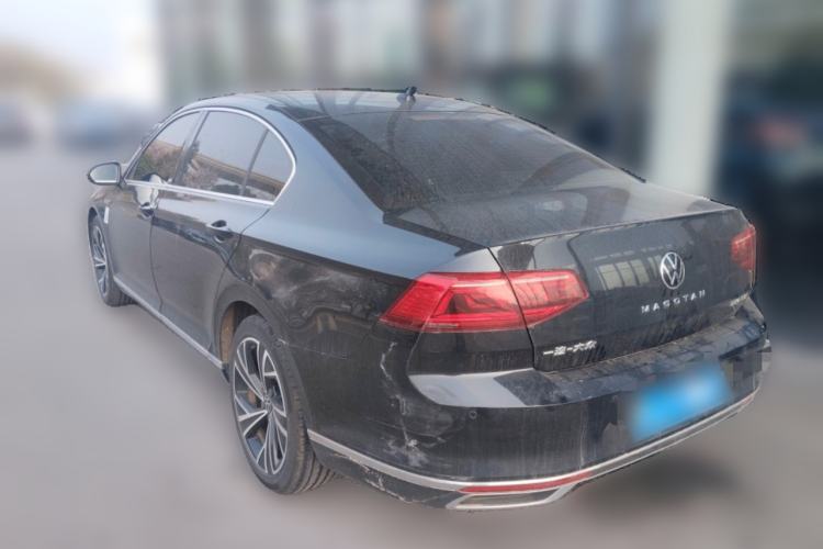 Used Volkswagen Magotan 2021 330TSI DSG 30th Anniversary Edition Exterior 3