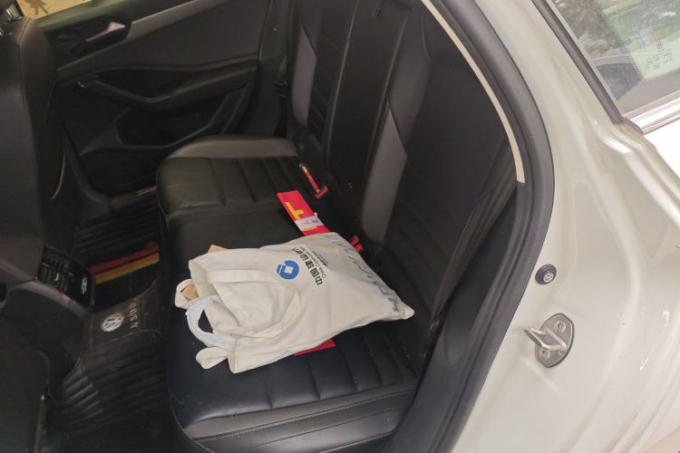 Used Volkswagen Sagitar 2020 200TSI DSG Comfort Version China VI Standard Left Rear Seat