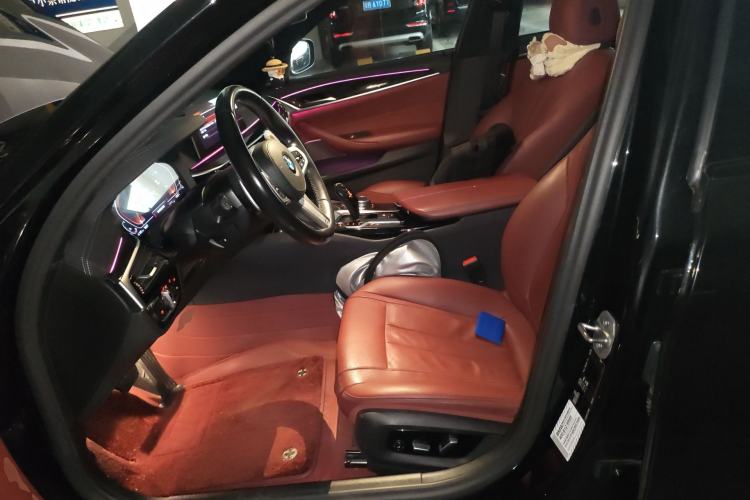 Used BMW 5 Series 2020 530Li Luxury Edition M Sport Package Left Front Seat