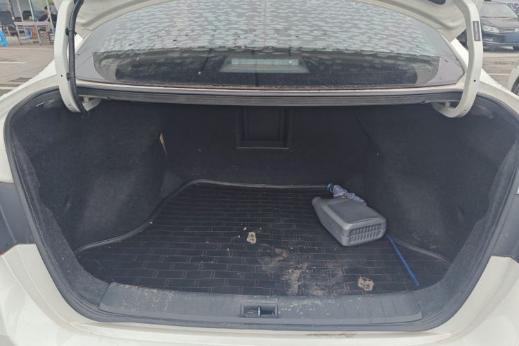 Used Nissan Sylphy 2021 Classic 1.6XL CVT Luxury Edition Trunk