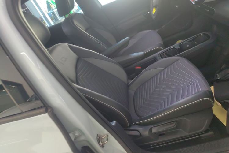 Used Volkswagen ID.3 2023 Upgraded Model Pure Intelligent Enjoyment Version Right Front Seat