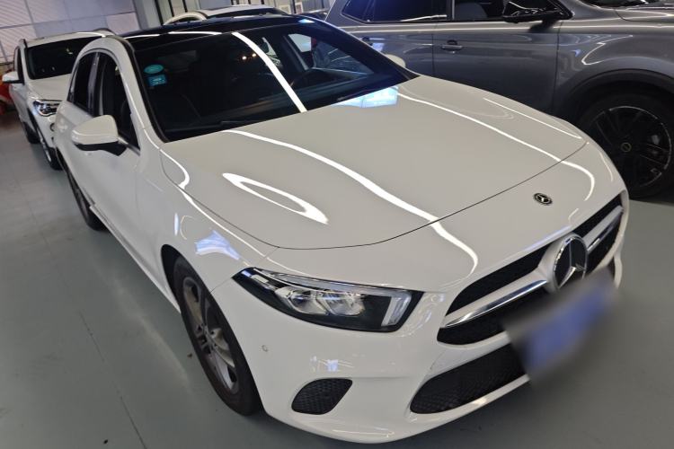 Used Mercedes-Benz A-Class 2019 A 200 Dynamic Edition Front Right 45 Deg