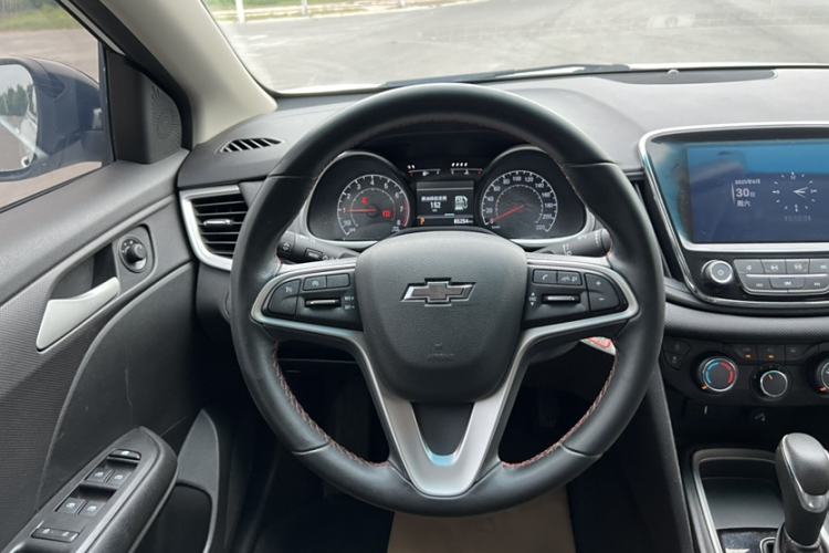 Used Chevrolet Monza 2020 Light Hybrid Redline 320T Dual-Clutch Joyful Edition