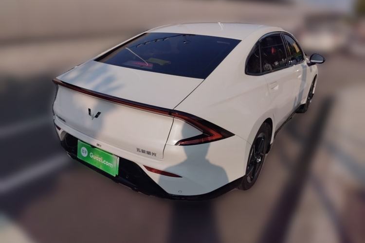 Used Wuling Xingguang 2024 Co-Creation Edition 510 Advanced Model Rear Right 45 Deg