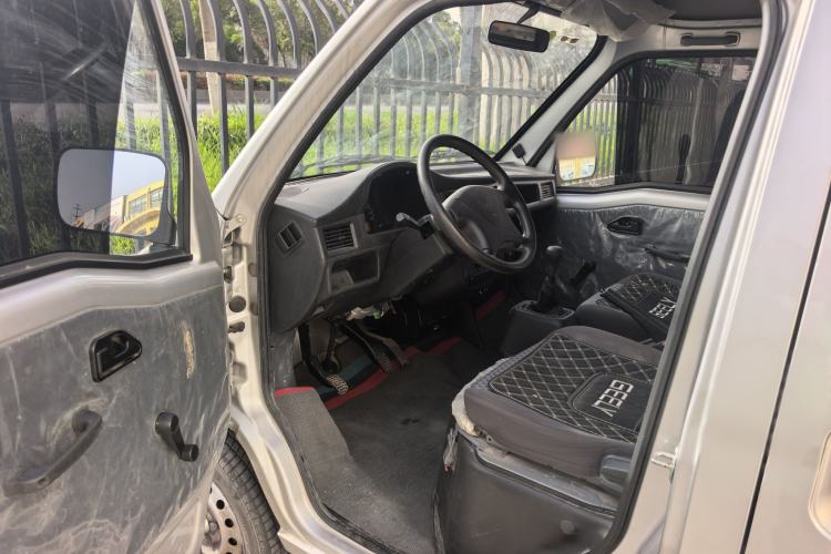 Used Wuling Zhiguang 2023 1.5L Practical Version 5/7 Seats
