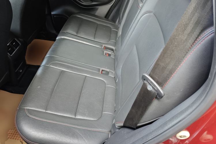 Used CHANGAN CS75 2016 1.8T Automatic Elite Model China V Standard Left Rear Seat