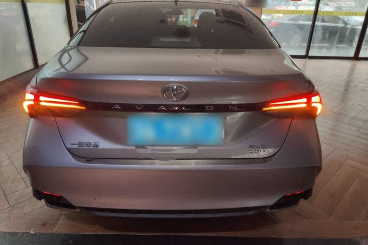 Used Toyota Avalon 2022 2.0L XLE Premium Edition
