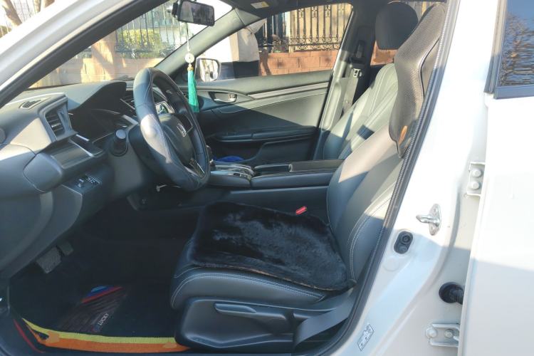 Used Honda Civic 2021 HATCHBACK 220TURBO CVT New Trendsetter Left Front Seat