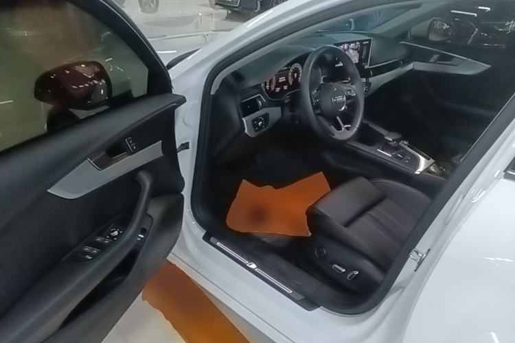 Used Audi A4L 2024 40 TFSI Fashion Dynamic Model