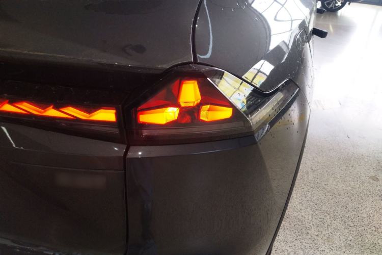 Used Deepal S07 2024 215Max Qiankun Intelligent Driving ADS SE Range-Extended Version