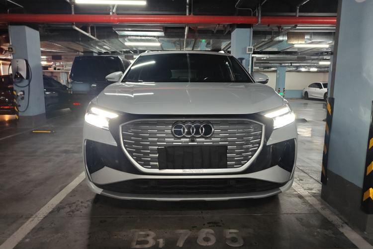 Used Audi Q4 e-tron 2023 40 e-tron Adventure Edition Front