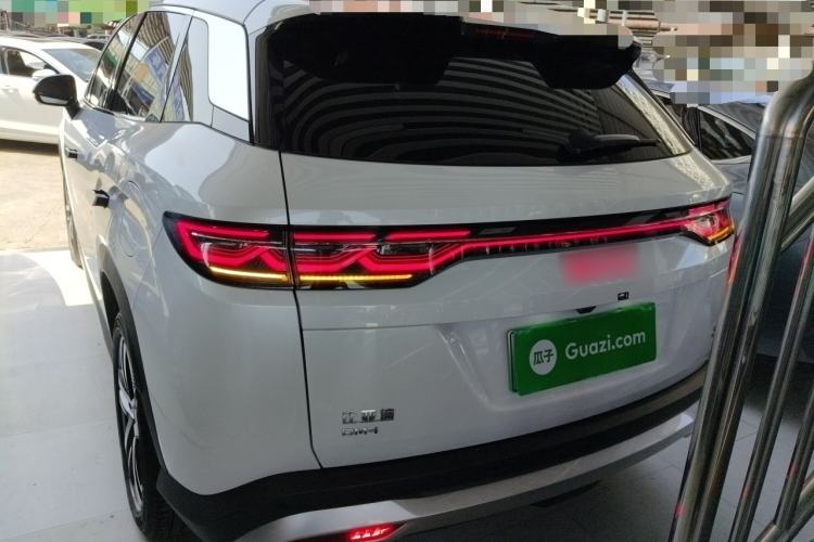 Used BYD Song L DM-i 2024 112 km Leading Edition
