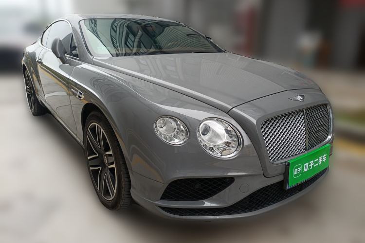 Used Bentley Continental 2016 4.0T GT V8 Standard Edition Front Right 45 Deg