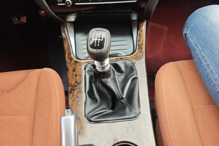 Used Hanteng X7 2016 1.5T Manual Fashion Edition