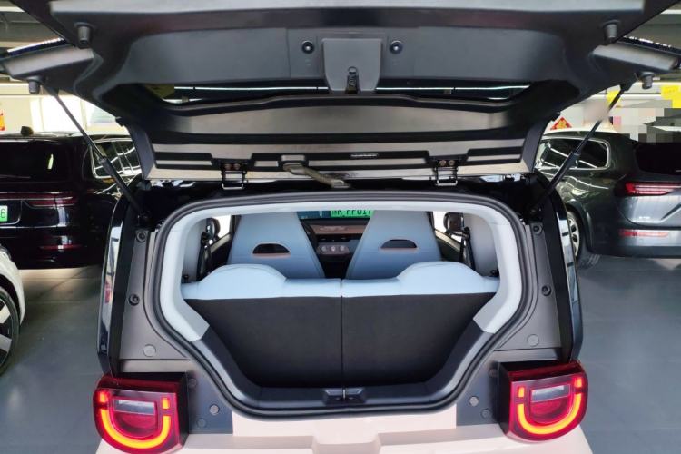 Used Chery QQ Ice Cream 2024 Edition Youth Version 120km Milkshake