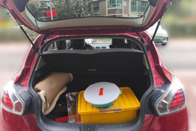 Used Nissan Tiida 2011 1.6T M-CVT Cool Edition