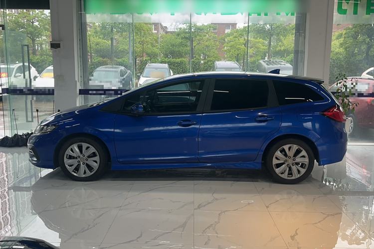 Used Honda Jade 2017 1.8L automatic Comfort version 5 seats
