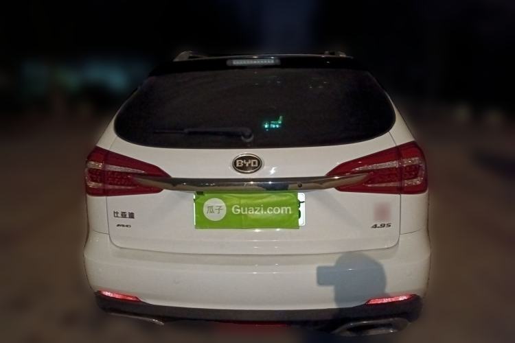 Used BYD Tang New Energy 2015 2.0T Four-Wheel-Drive Flagship Model
