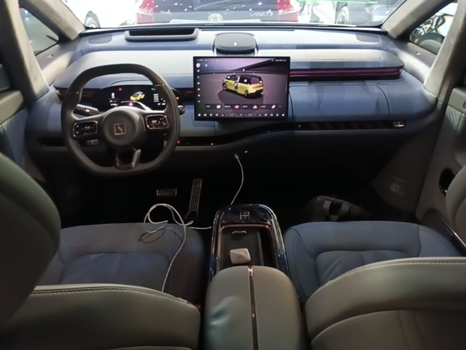 Zeekr MIX 2025 Long-Range Intelligent Driving Edition — снимка 12