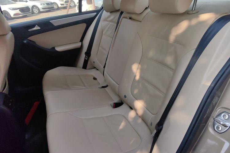 Used Volkswagen Sagitar 2014 1.4TSI Automatic Luxury Model Left Rear Seat