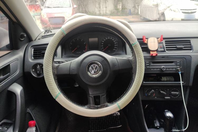 Used Volkswagen Santana 2013 1.6L Automatic Fashion Edition Steering Wheel