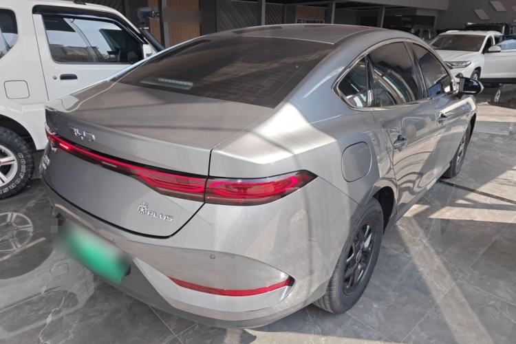 Used BYD Qin PLUS 2025 DM-i Smart Drive 55KM Leading Model
