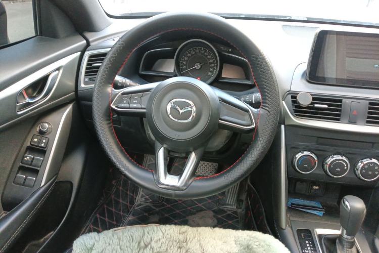 Used Mazda CX-4 2018 2.0L Automatic Two-Wheel Drive Blue Sky Dynamic Version China V Standard