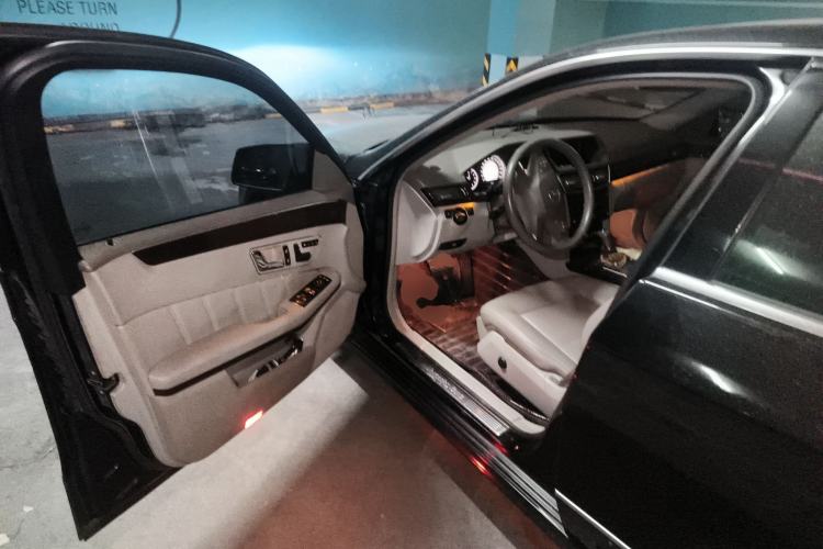 Used Mercedes-Benz E-Class 2011 E 200 L CGI Elegant Model