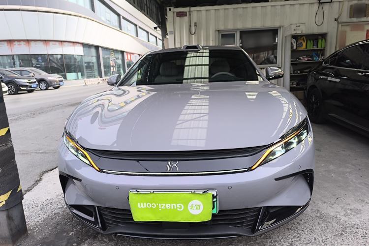 Used BYD Han 2025 EV with 701 km of Laser Radar-Enabled Intelligent Driving
