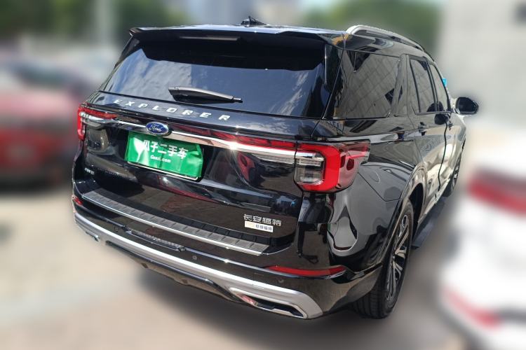 Used Ford Explorer 2024 2.3T EcoBoost Four-Wheel Drive Titanium Edition 7 Seats