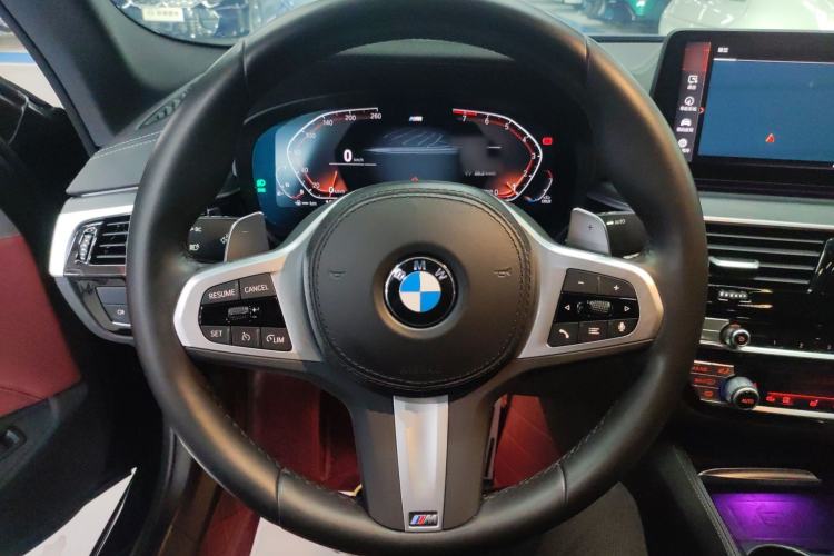 Used BMW 5 Series 2022 Restyled 530Li Leading Edition M Sport Package Steering Wheel