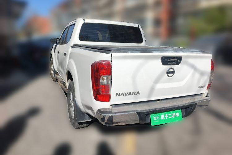 Used Nissan Navara 2017 2.5L Automatic 4x4 Luxury Edition QR25

