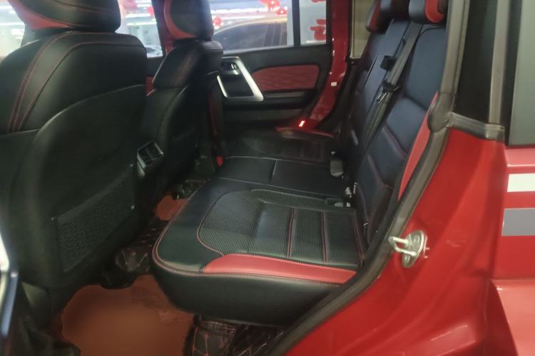 Used BAIC Off-Road BJ40 2018 2.3T Automatic Four-Wheel Drive Ring of the Tower Champion Edition China V Emission Standard