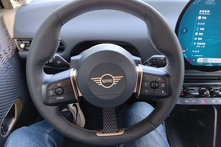 Used MINI Electric MINI COOPER 2024 456km COOPER E Classic Edition