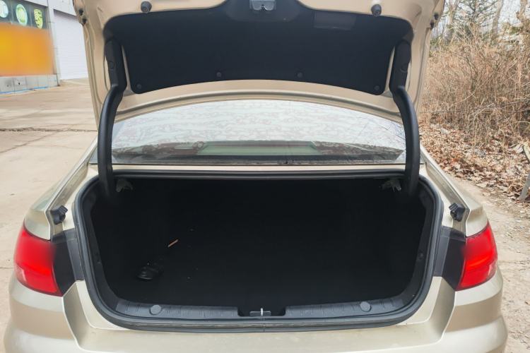 Used Geely Auto Emgrand GL 2017 1.3T Manual Elite Model
