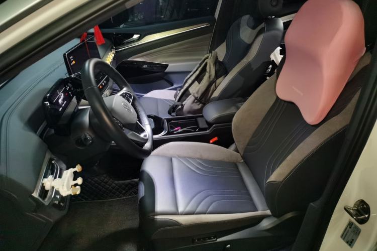 Used Volkswagen ID.4 CROZZ 2022 Long-Range Lite PRO Edition Left Front Seat