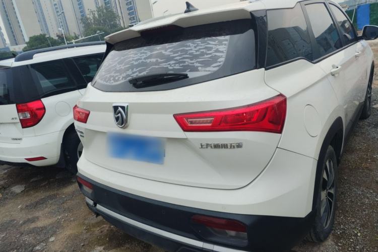 Used Baojun 530 2021 Global Car Anniversary Edition 1.5T CVT Luxury Model 7 Seats
