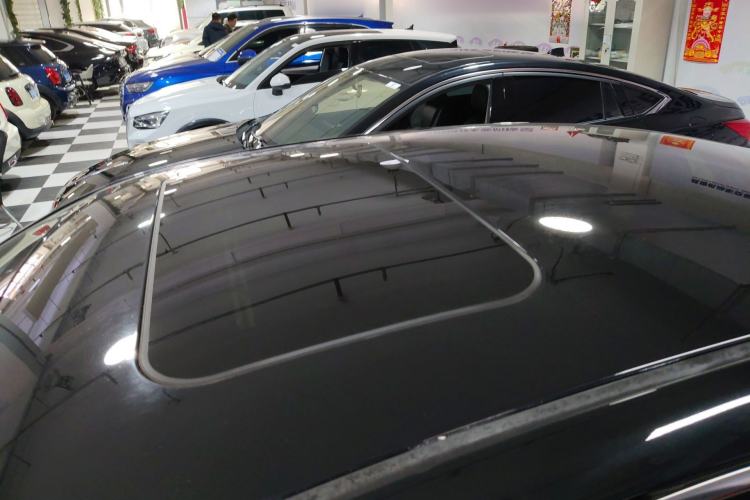 Used Hongqi H7 2017 1.8T Tech Model Roof