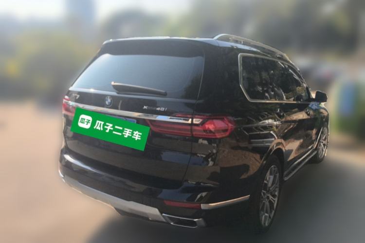 Used BMW X7 2021 xDrive40i Luxury Package with Leading Features