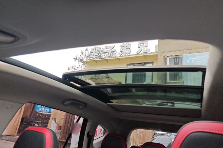 Used SOL X8 2021 300T DCT Leading Smart Connectivity Version 7 Seats
