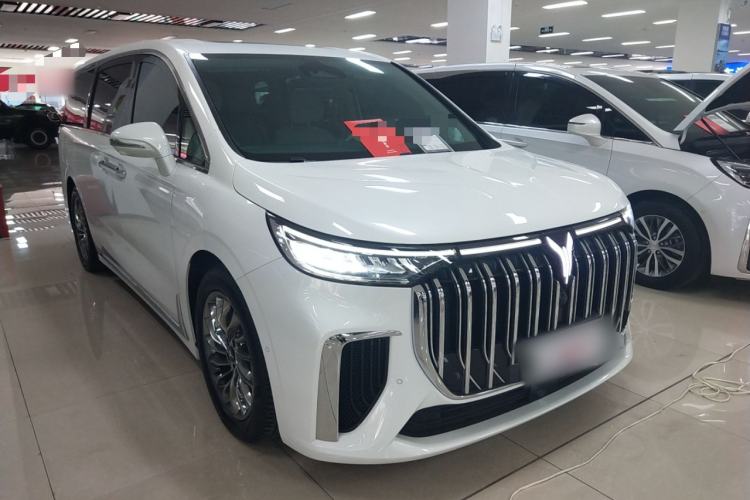 Used VOYAH Dream 2022 Low-Carbon Edition Dream+ Smart Enjoyment Package Front Right 45 Deg