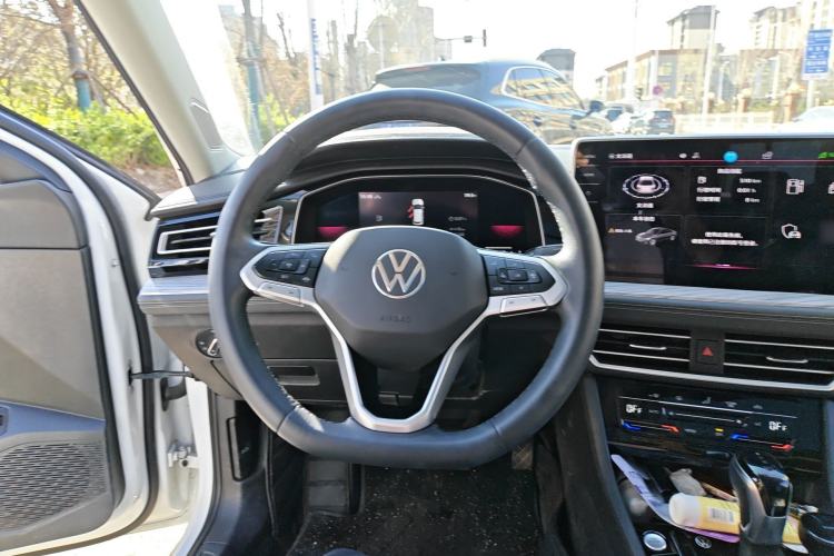 Used Volkswagen Sagitar 2023 280TSI DSG Excellence Edition Steering Wheel