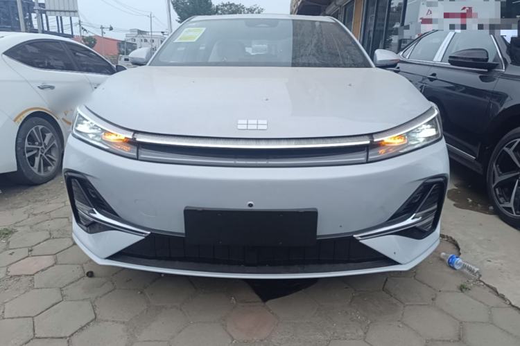 Used Geely Galaxy A7 2025 Model EM-i 150km Prestige Edition
